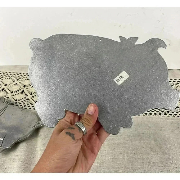 VTG Pewter Pig Trivet and Wall Decor Kitchen - Picture 13 of 14